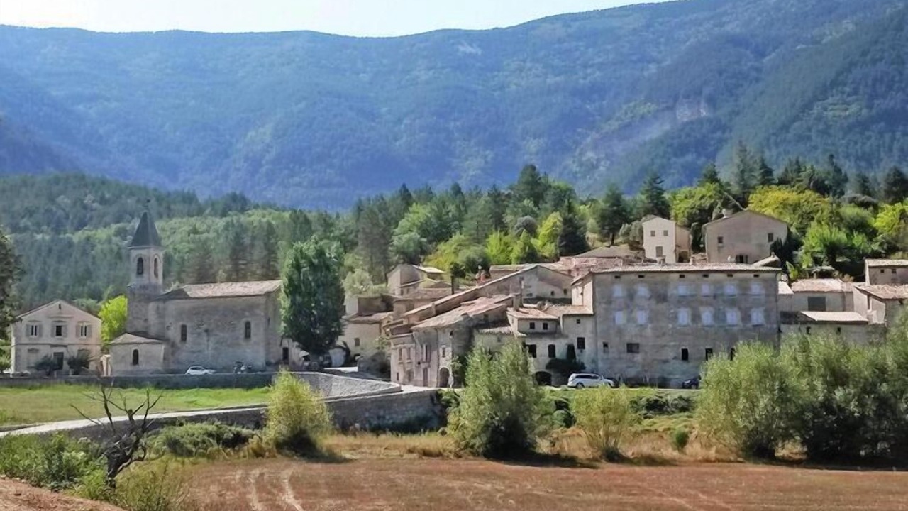 Photo of Outdoor in Savoillan