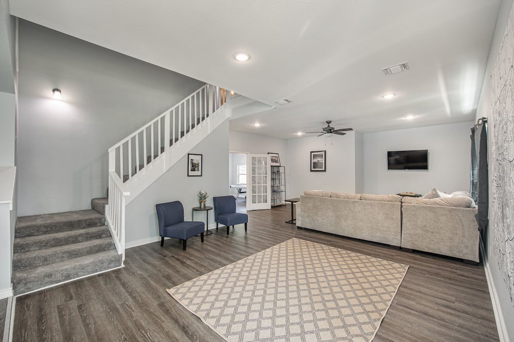 Photo of Livingroom in Highland Park