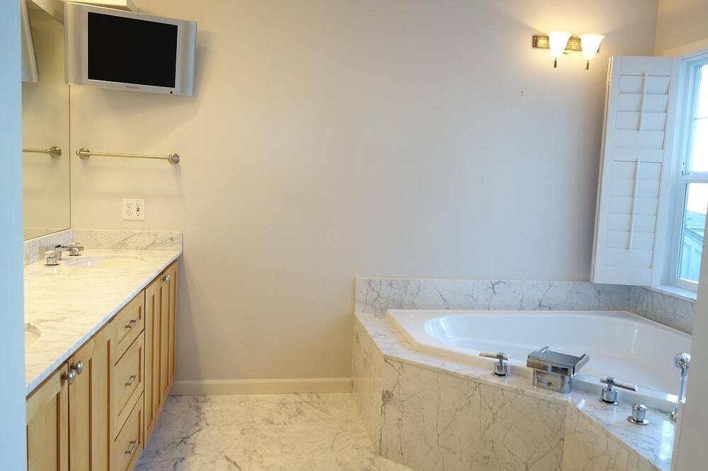 Photo of Others in Northeast Bellevue