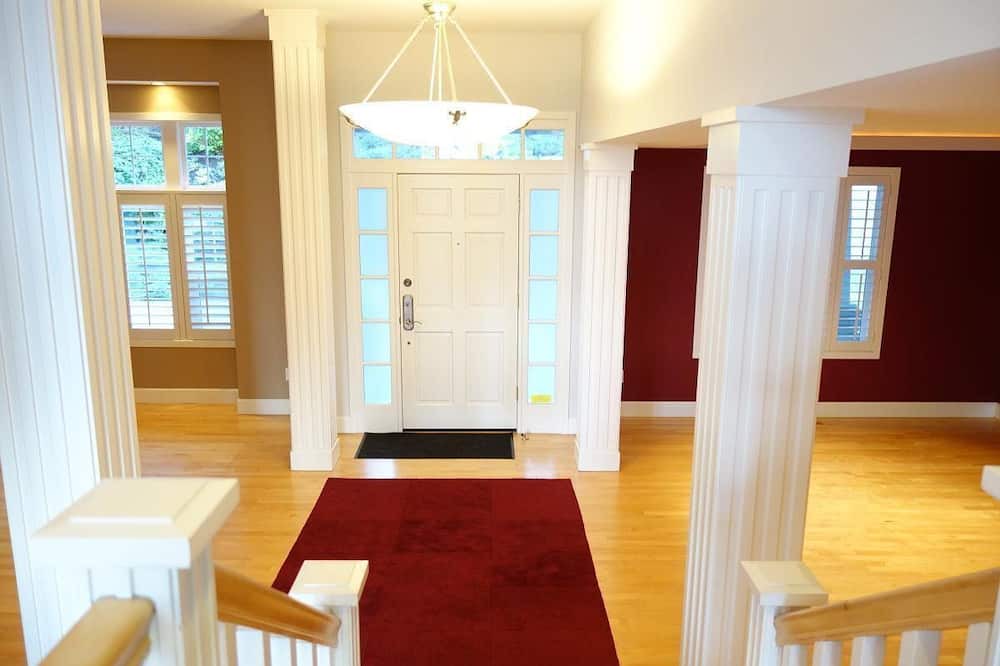 Photo of Others in Northeast Bellevue