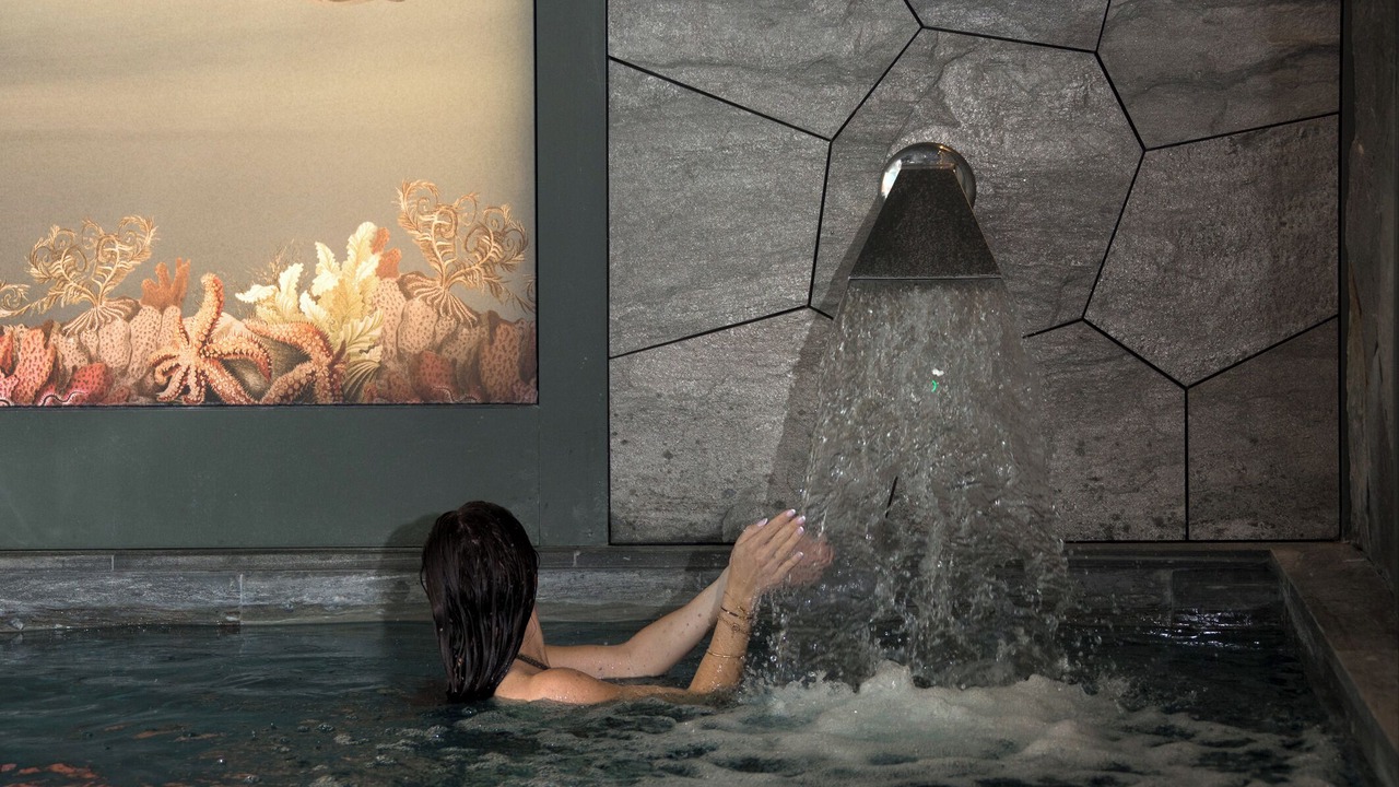 Photo of Outdoor in Champs-Elysees