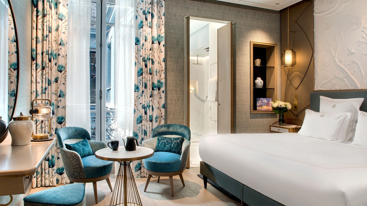 Photo of Outdoor in Champs-Elysees