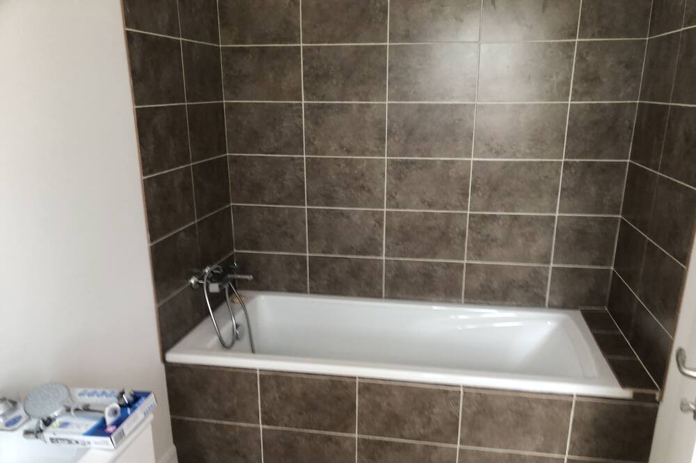 Photo of Bathroom in Congis-sur-Therouanne