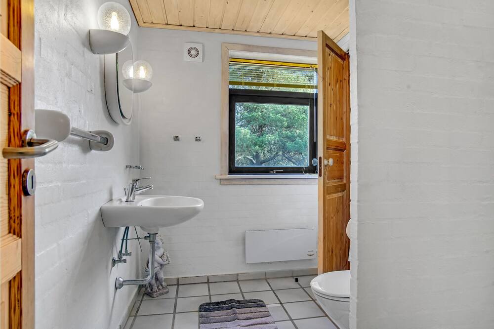 Photo of Bathroom in Rødhus