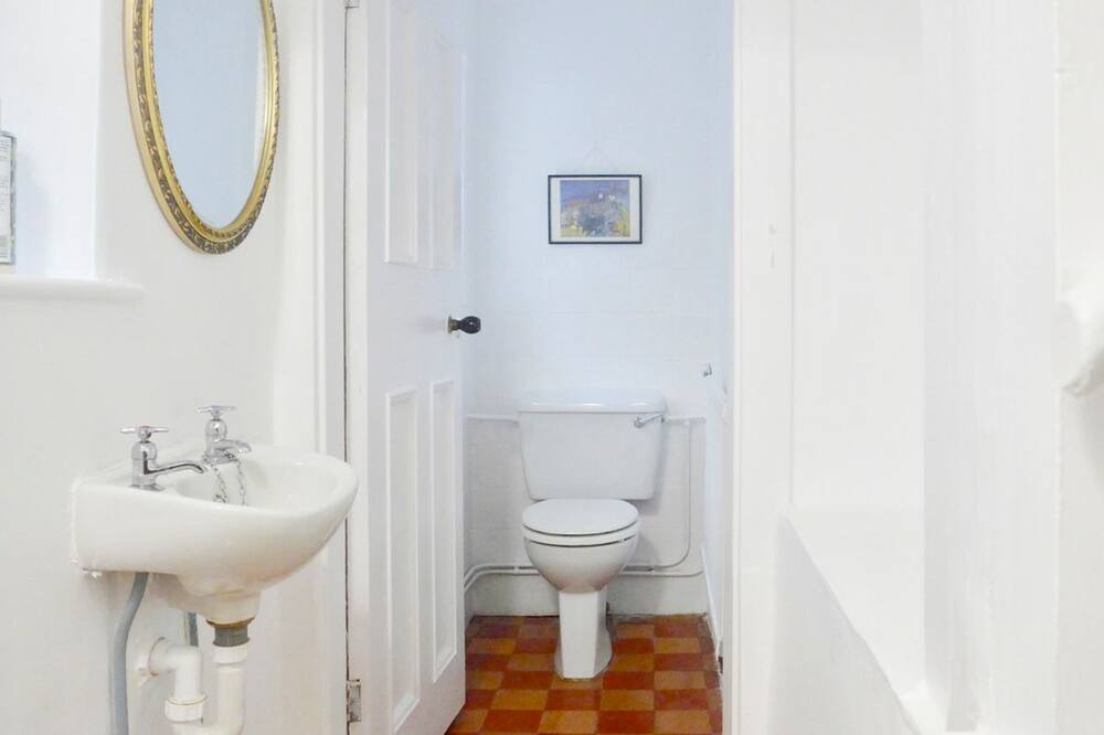 Photo of Bathroom in Arnside