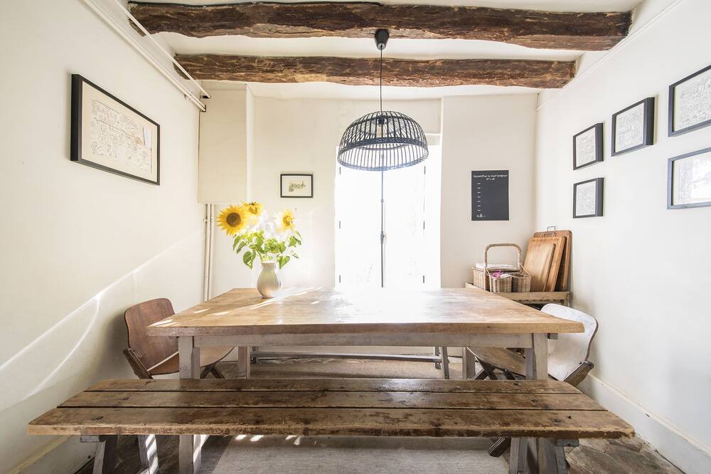 Photo of Livingroom in La Chapelle-Forainvilliers