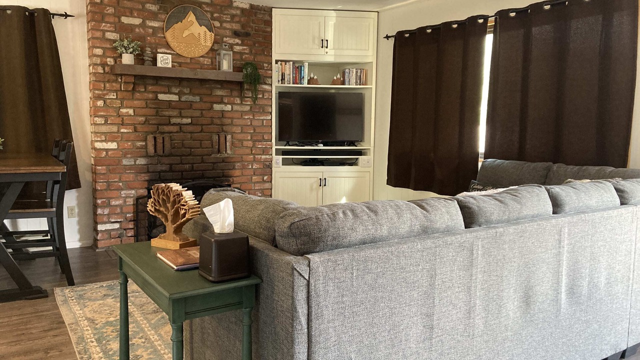 Photo of Livingroom in Greer