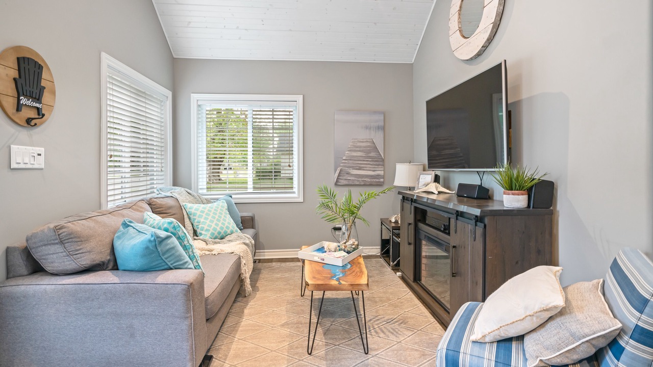Photo of Livingroom in Crystal Beach