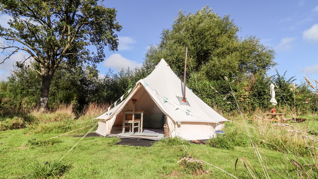 Photo of Outdoor in Westbrook Court