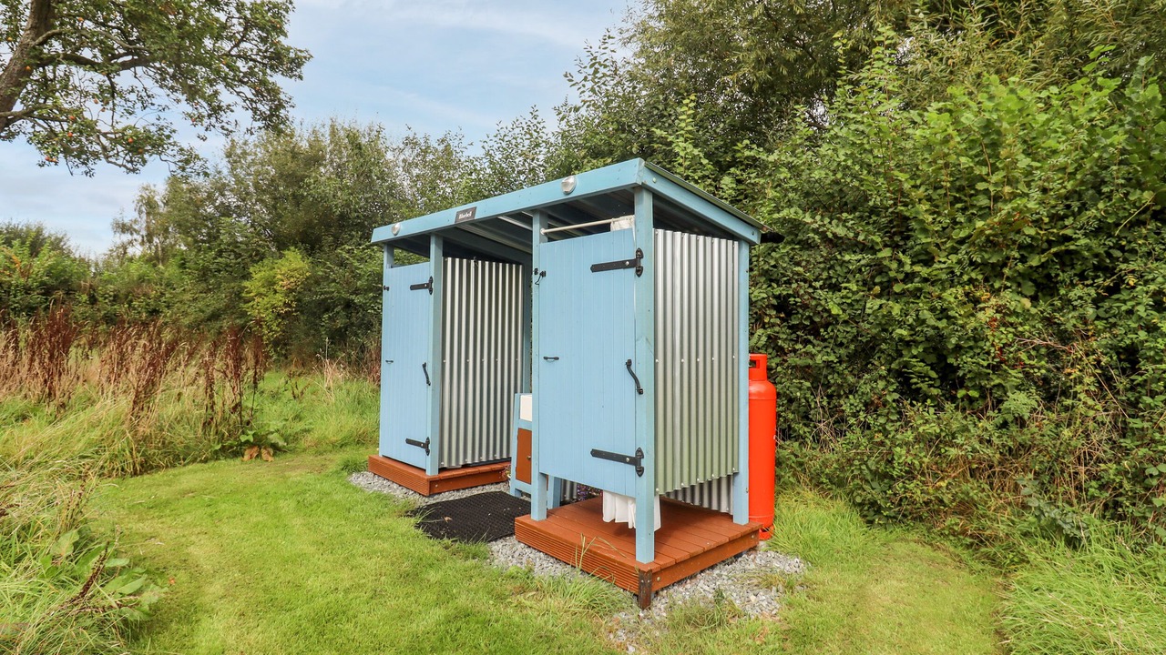 Photo of Outdoor in Westbrook Court