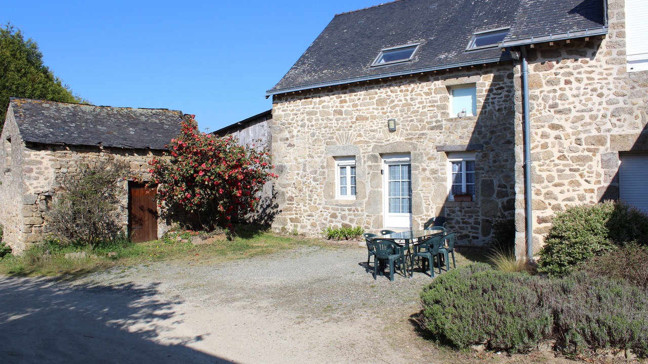 Photo of Outdoor in Hambers