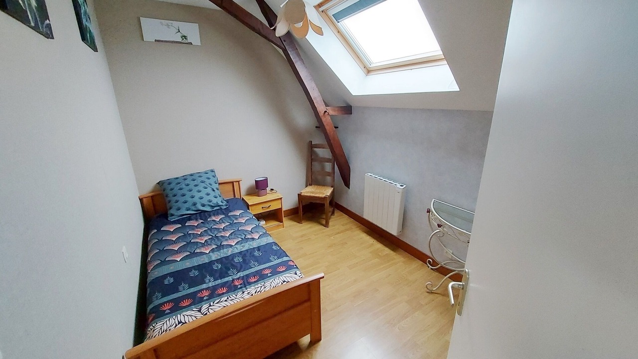 Photo of Others in Hambers