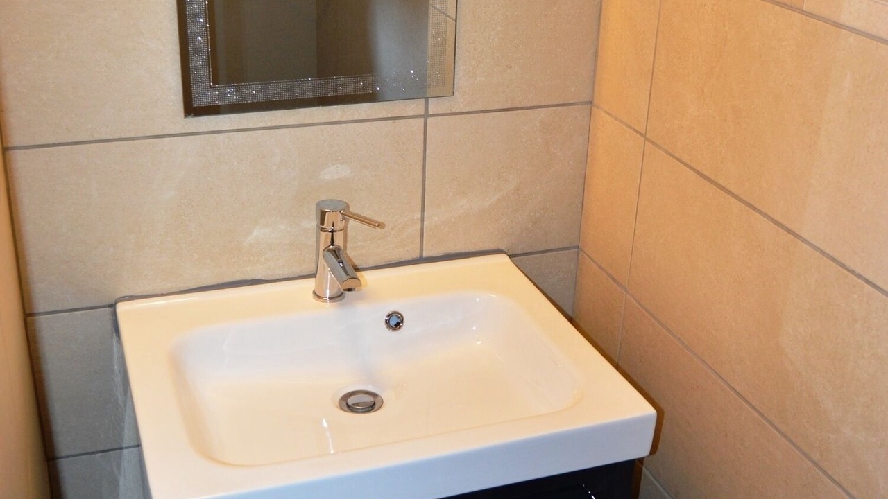 Photo of Others in Hambers