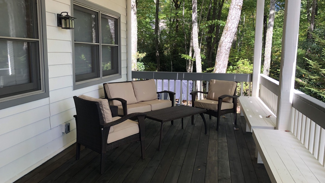 Photo of Patio Balcony in Sapphire