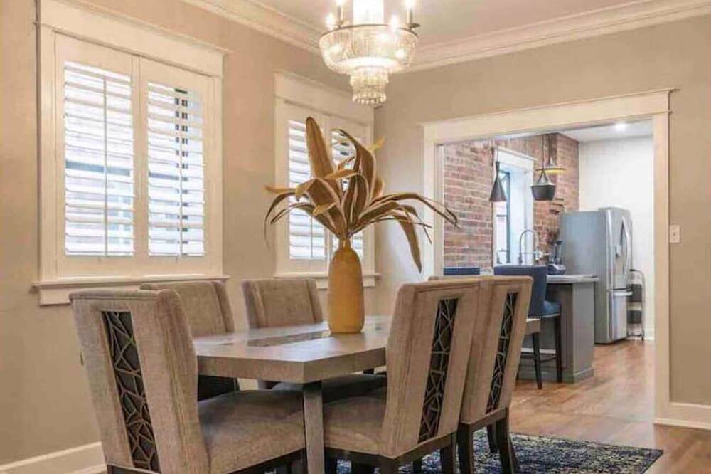 Photo of Bedroom in Hanover Place