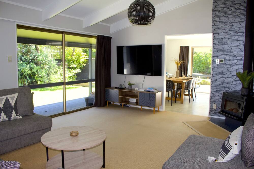 Photo of Livingroom in Waikanae