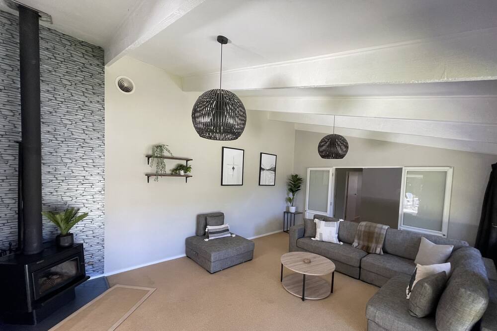 Photo of Livingroom in Waikanae