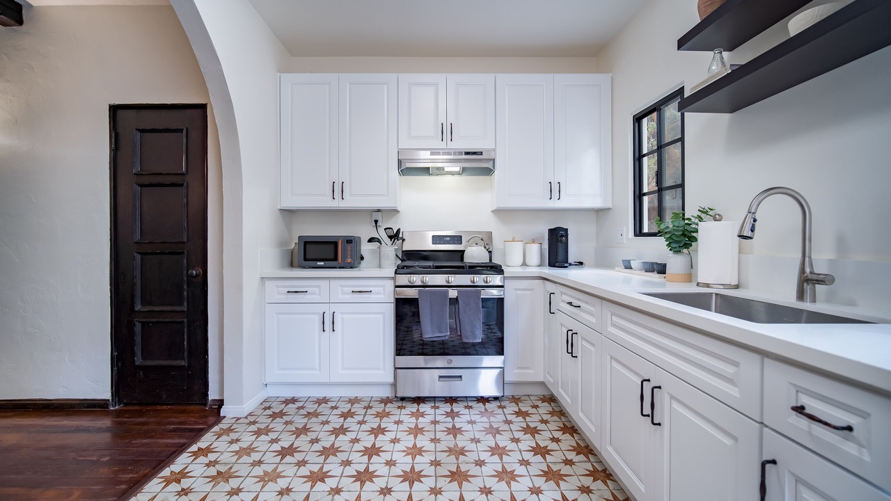 Photo of Kitchen in Beachwood Canyon