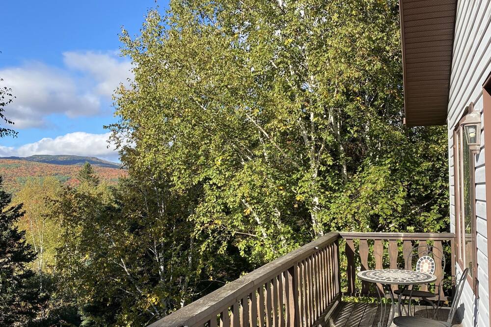 Photo of Patio Balcony in Petite-Riviere-Saint-Francois