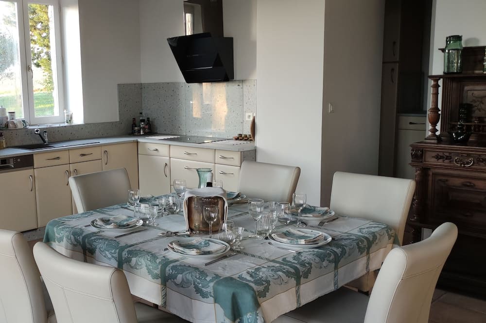 Photo of Kitchen in Bazus