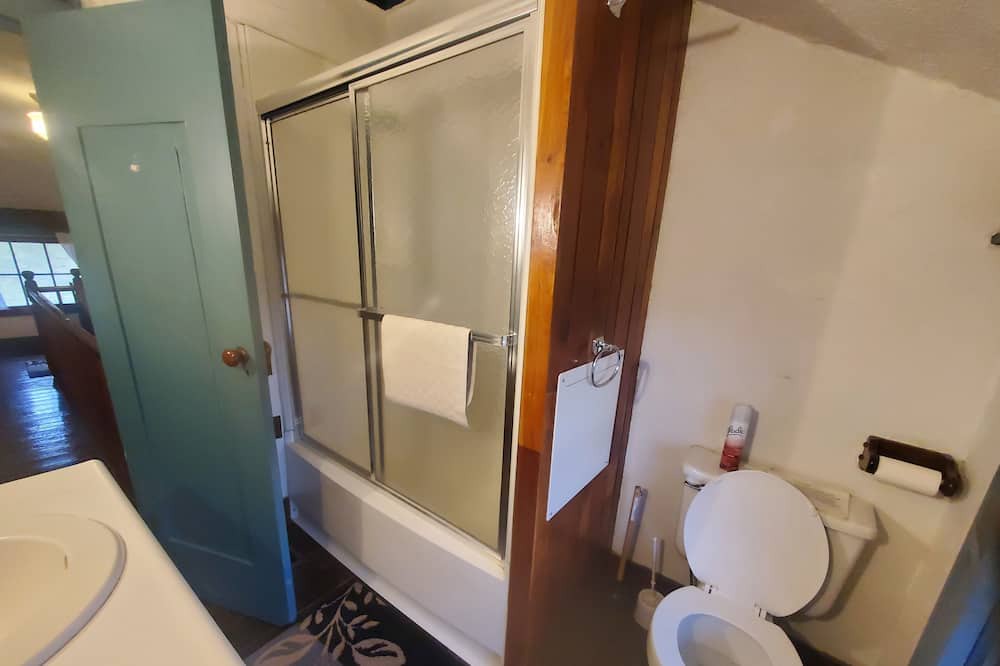 Photo of Bathroom in Donegal