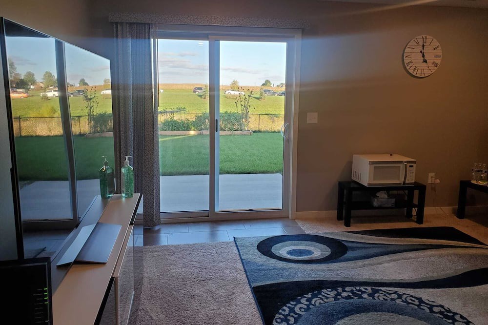 Photo of Livingroom in Oakdale