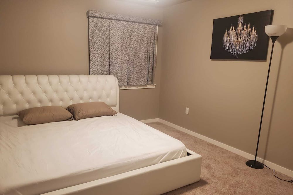 Photo of Bedroom in Oakdale