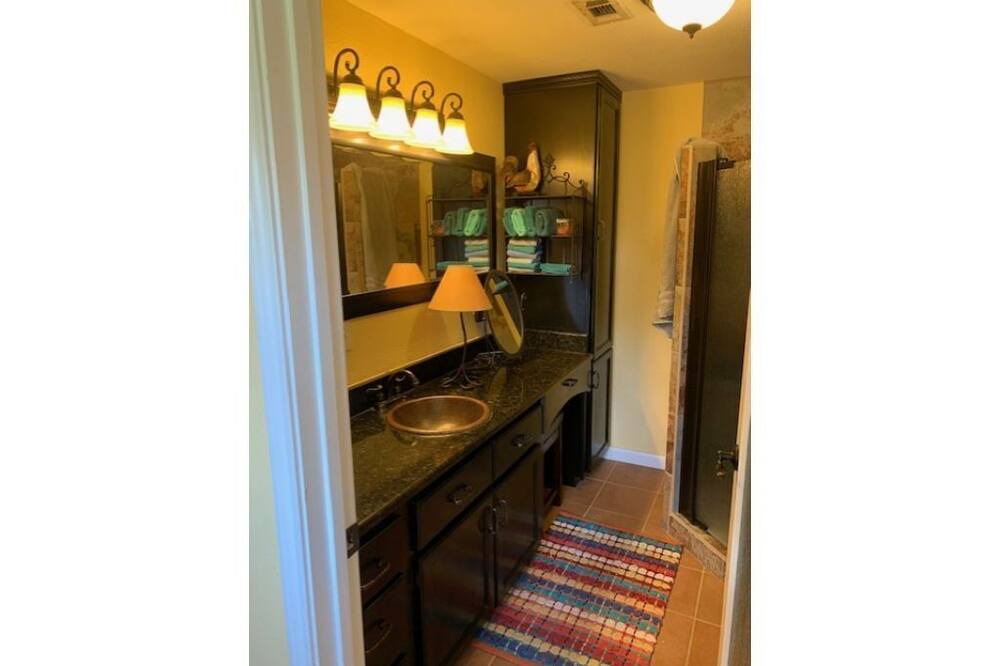 Photo of Kitchen in Broaddus