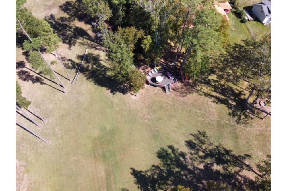 Photo of Outdoor in Broaddus
