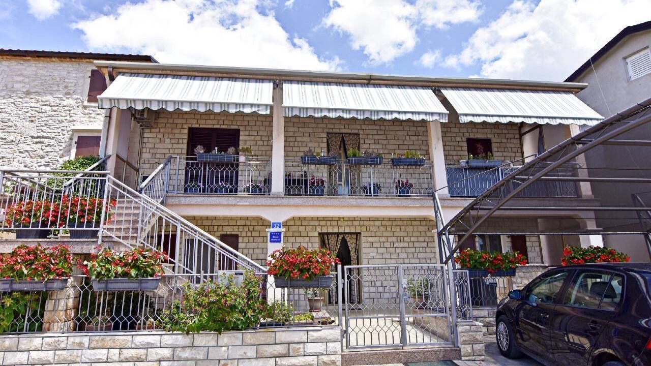 Photo of Outdoor in Murine