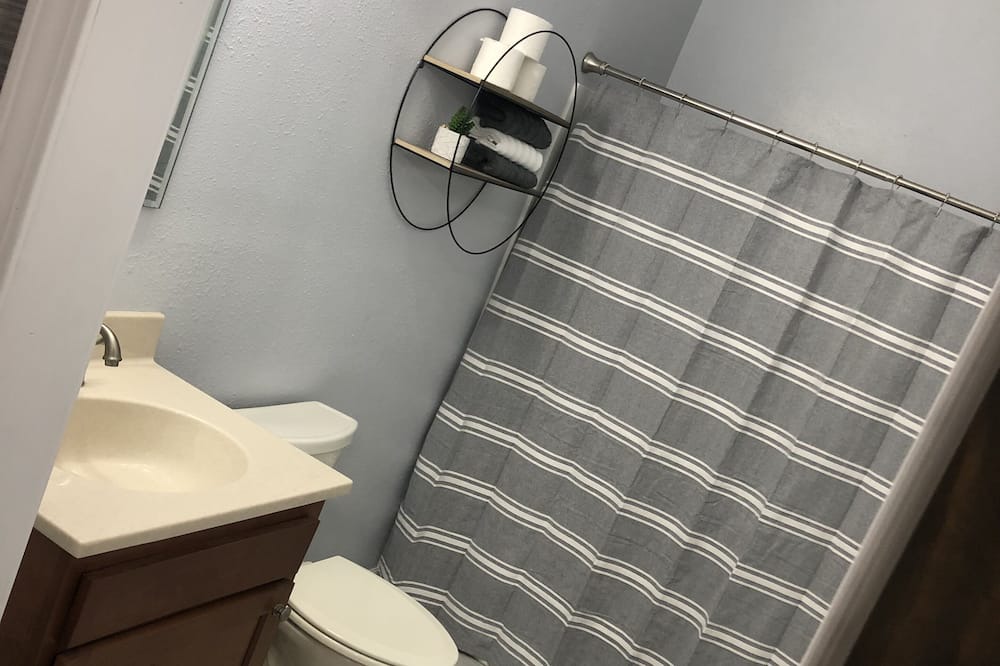 Photo of Bathroom in Osborne