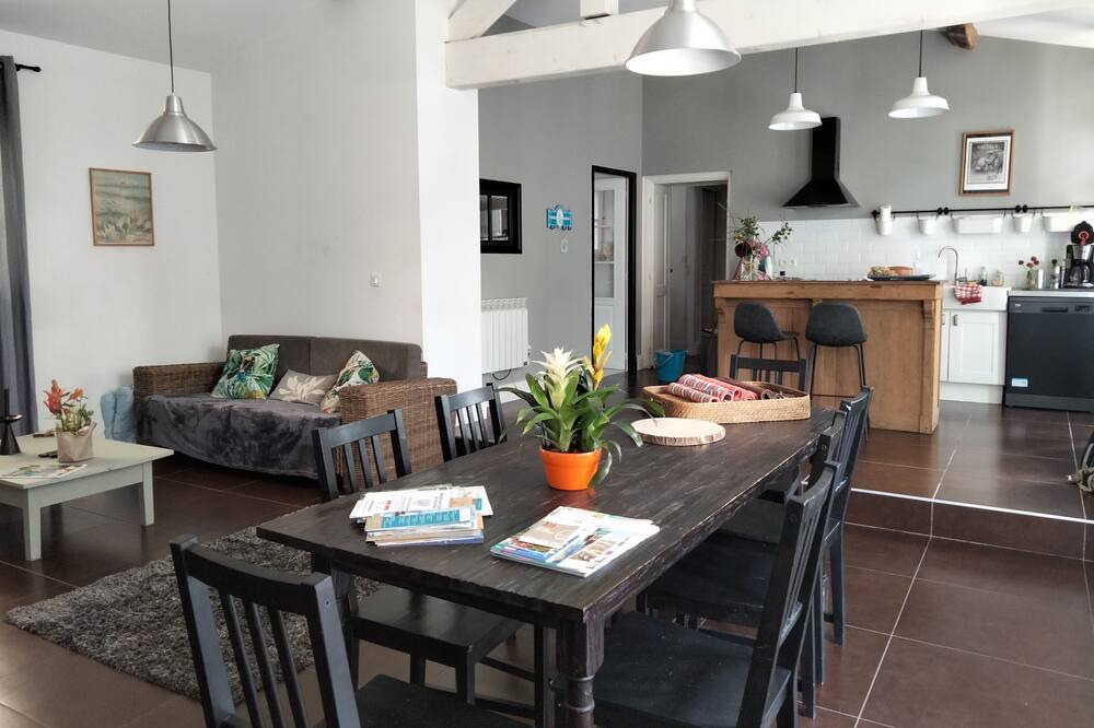 Photo of Others in Chalais