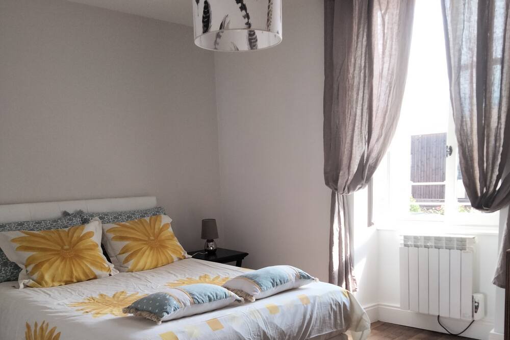 Photo of Bedroom in Chalais