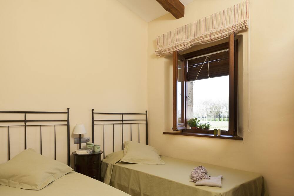 Photo of Bedroom in La Tallada d'Emporda