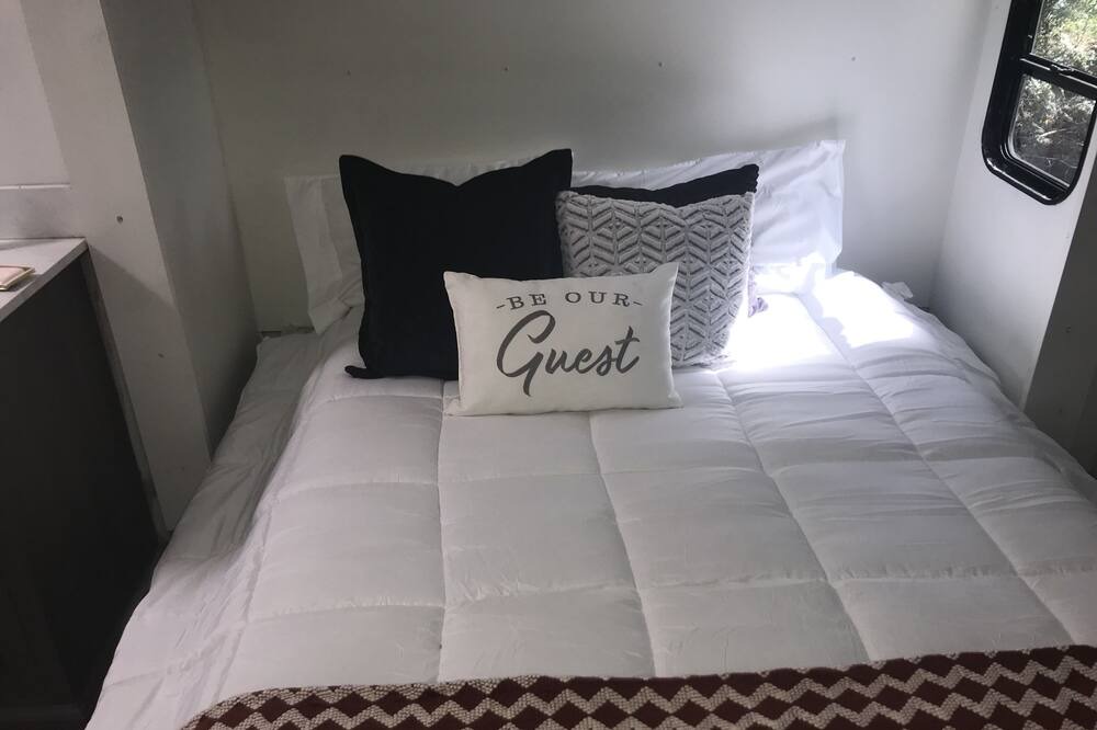 Photo of Bedroom in Waller