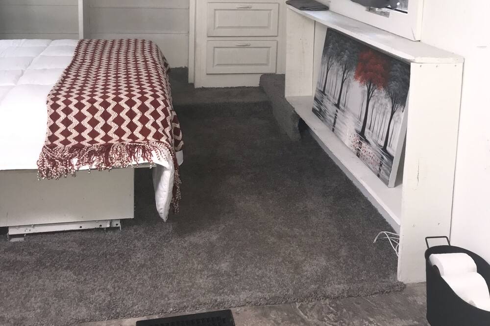 Photo of Bedroom in Waller