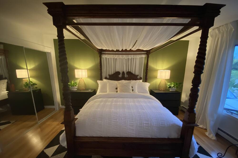 Photo of Bedroom in Freehold