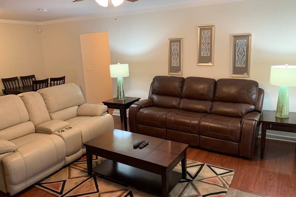 Photo of Livingroom in Estill Springs