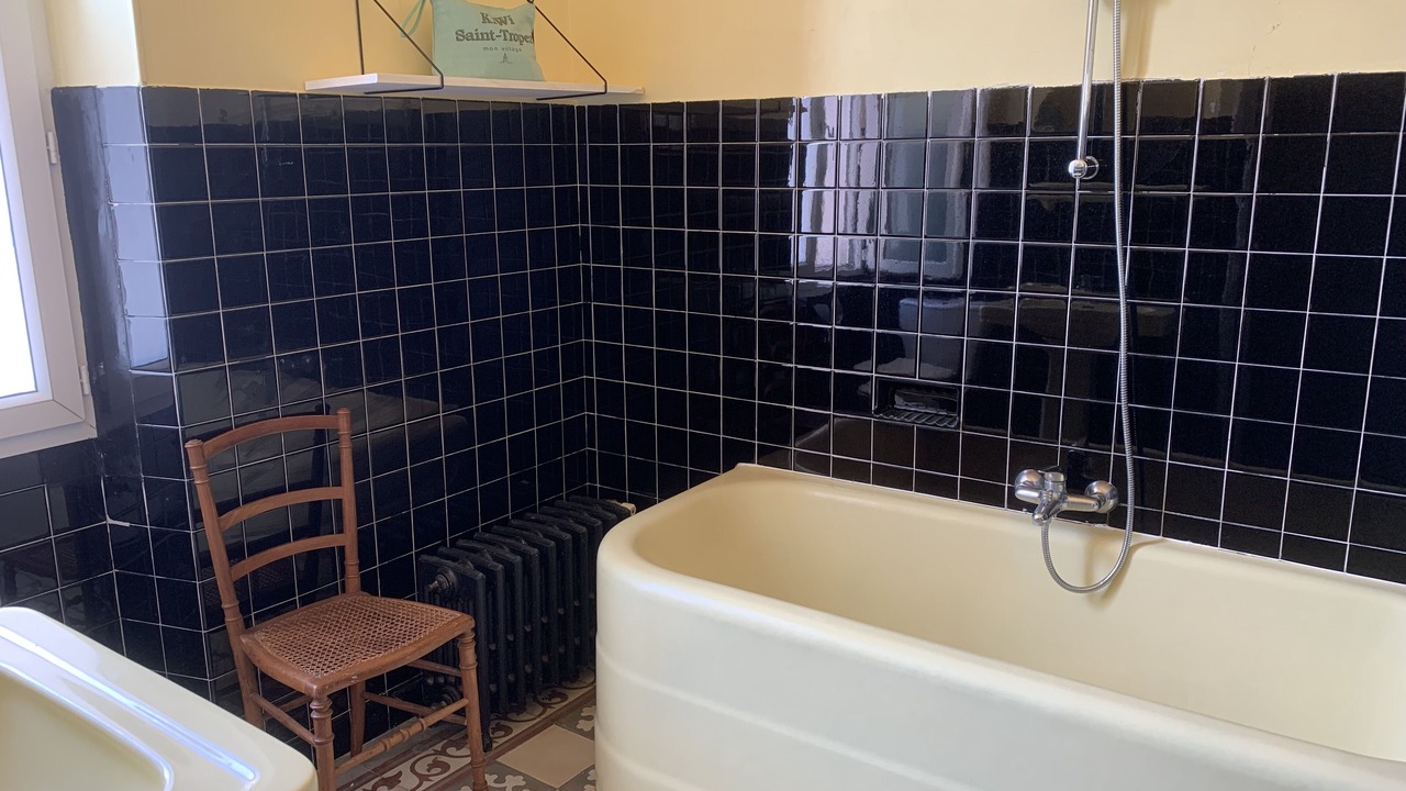 Photo of Bathroom in Saint-Henri