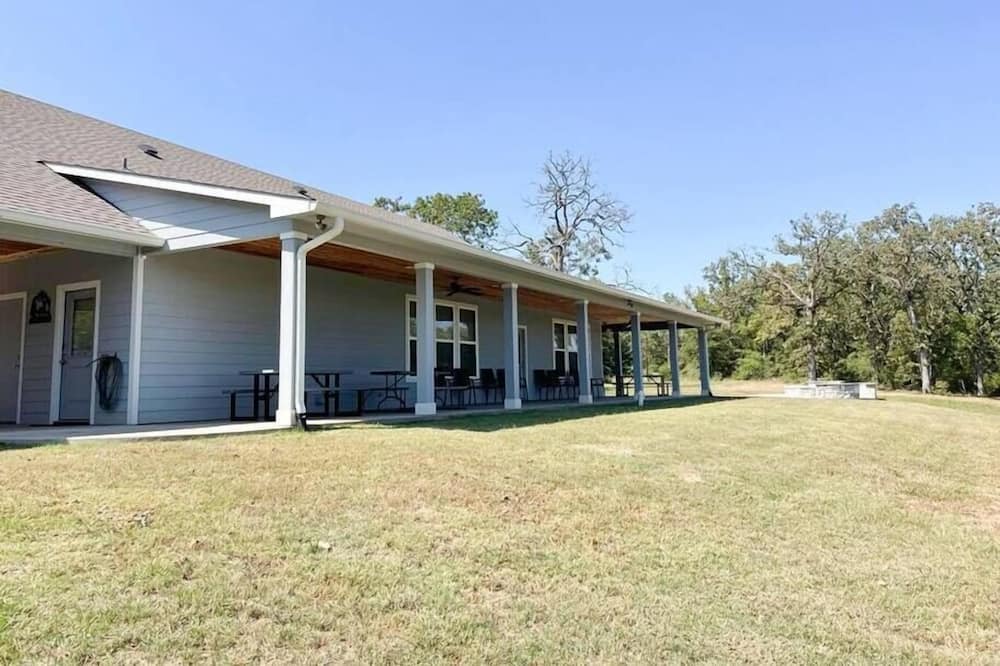 Photo of Outdoor in Centerville
