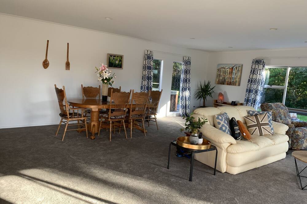 Photo of Livingroom in Waipapa