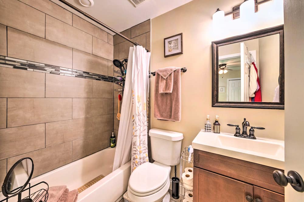 Photo of Bathroom in St. Louis