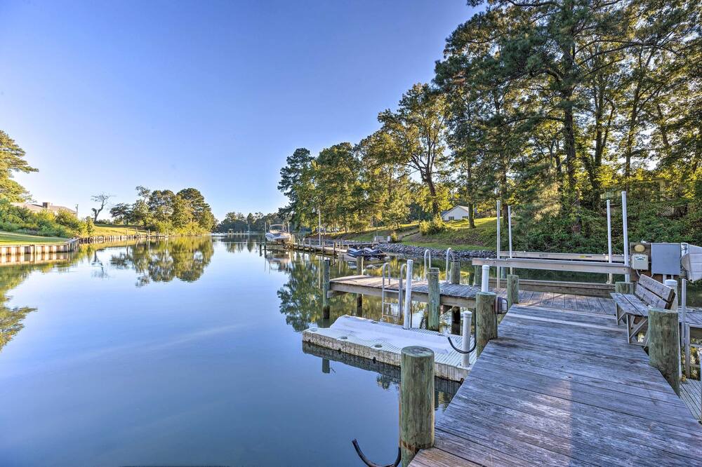 Photo of Outdoor in Weems