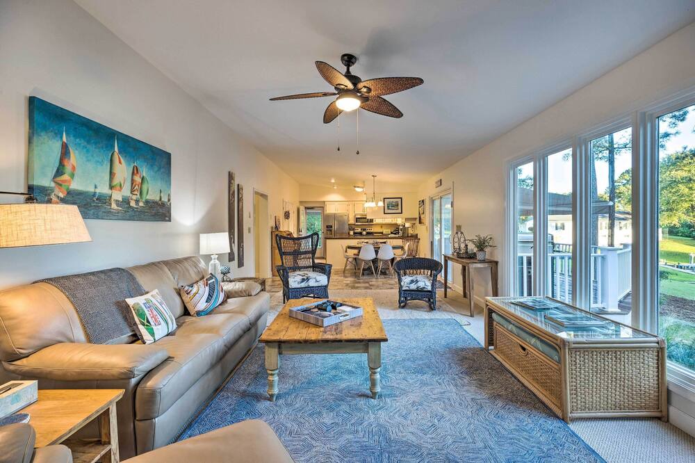 Photo of Bedroom in Weems