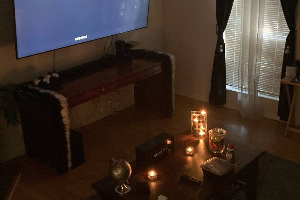 Photo of Livingroom in Pleasant Grove