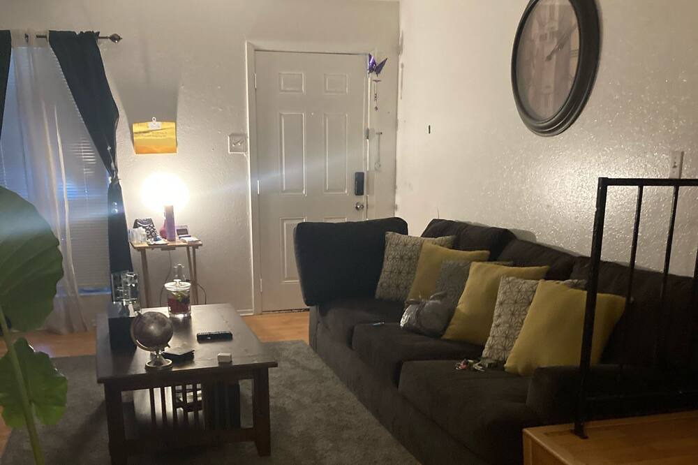 Photo of Livingroom in Pleasant Grove
