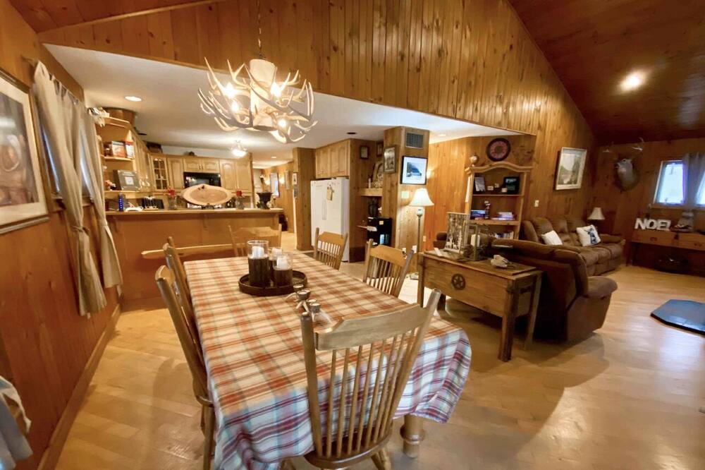 Photo of Kitchen in McMurrich/Monteith