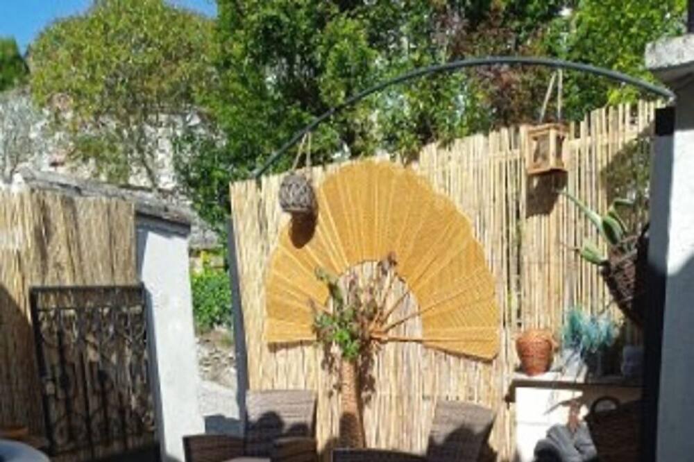 Photo of Patio Balcony in Montcuq