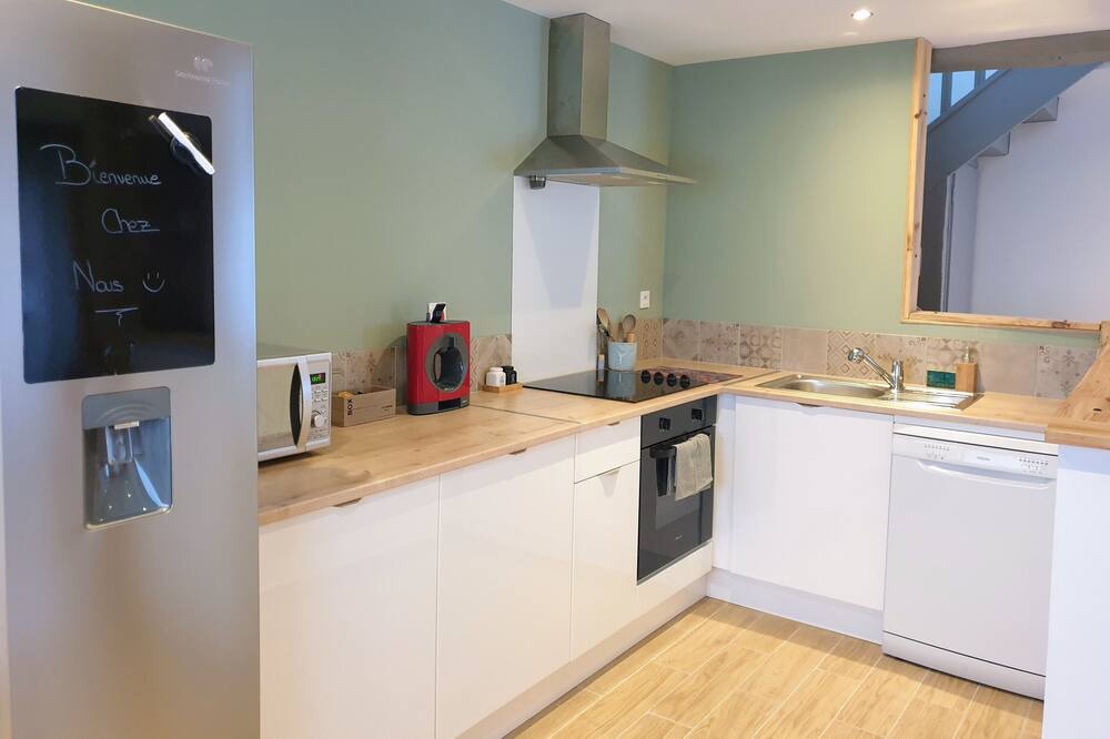 Photo of Kitchen in Boeil-Bezing