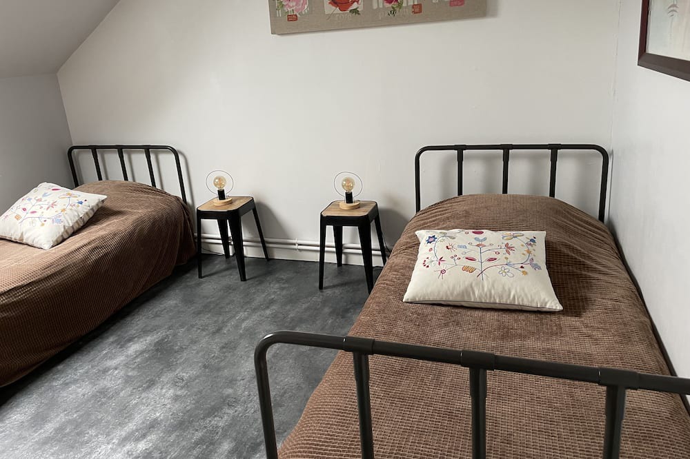 Photo of Bedroom in Courset